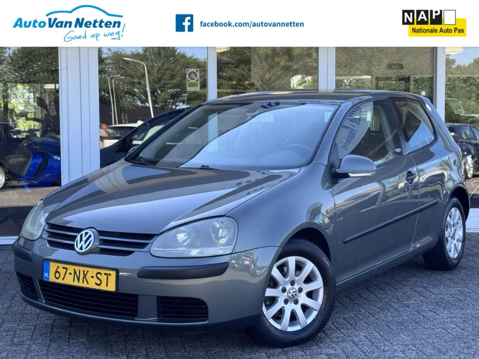 Volkswagen Golf (2003) — foto 1