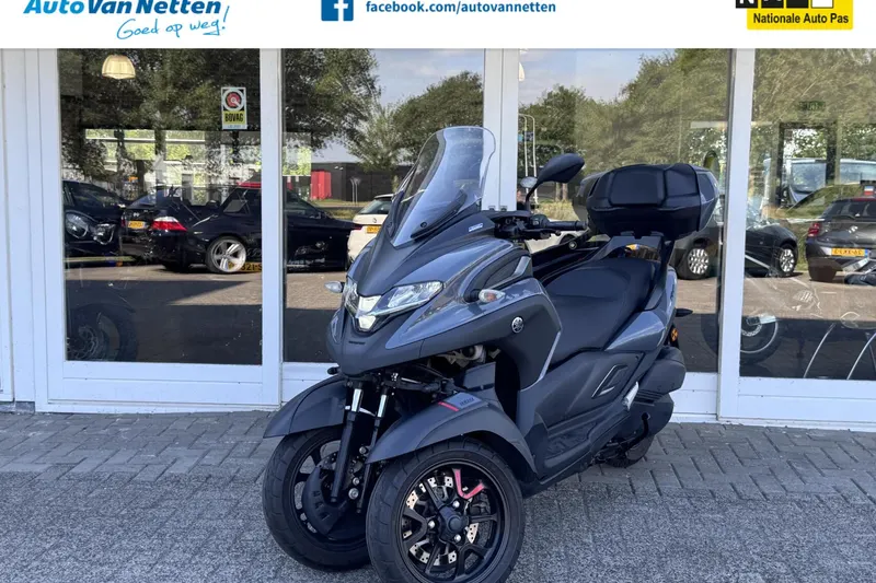 Yamaha Tricity 300 (2024)