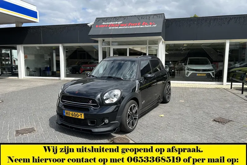 MINI Countryman (2015)
