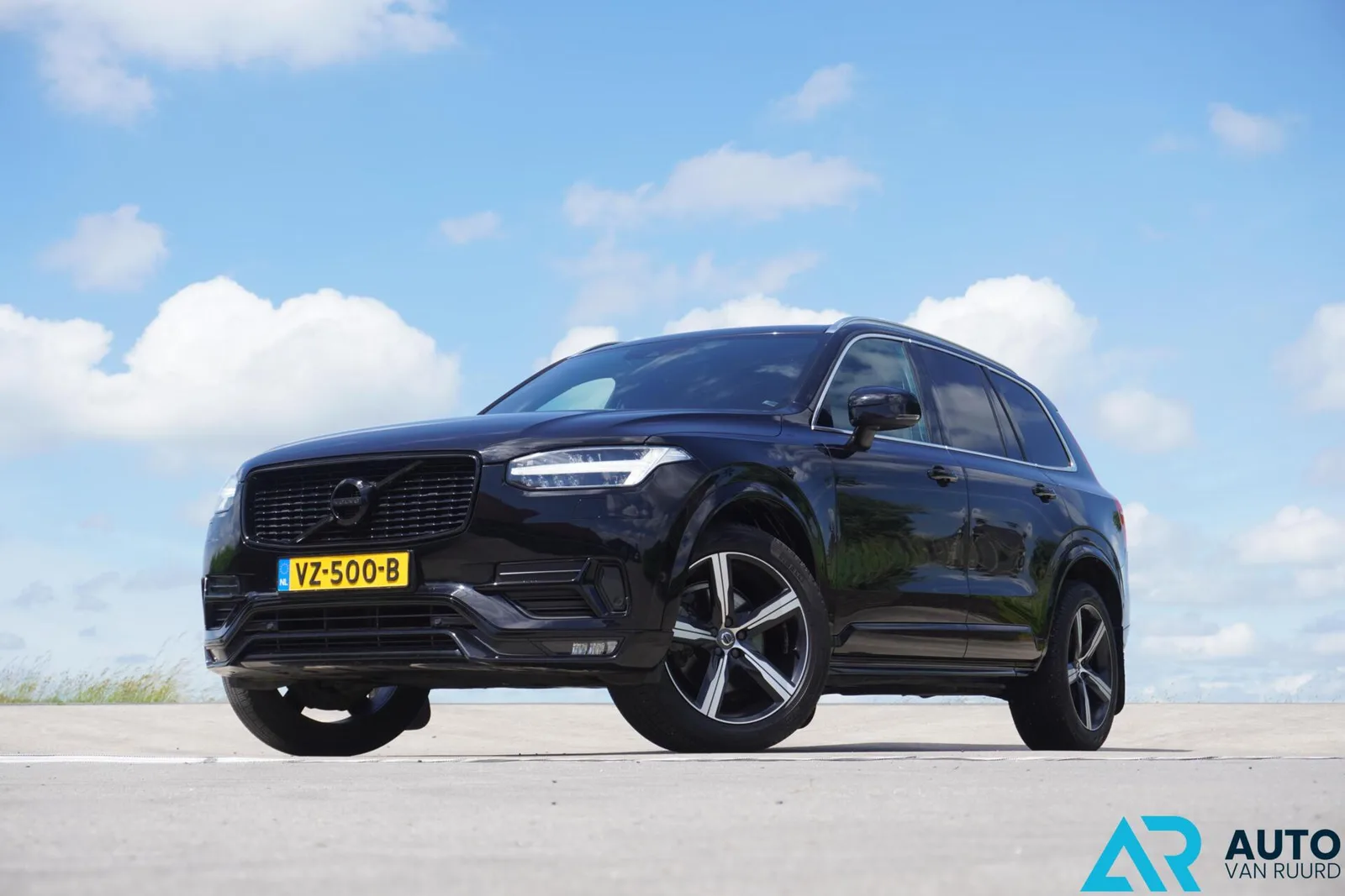 Volvo XC90 (2016) — foto 1