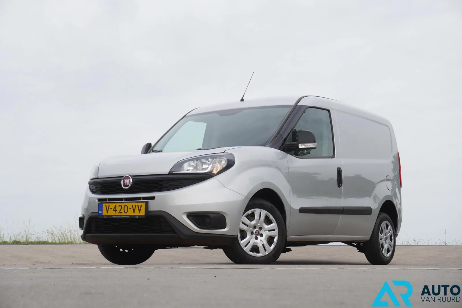 Fiat Doblo (2019) — foto 1