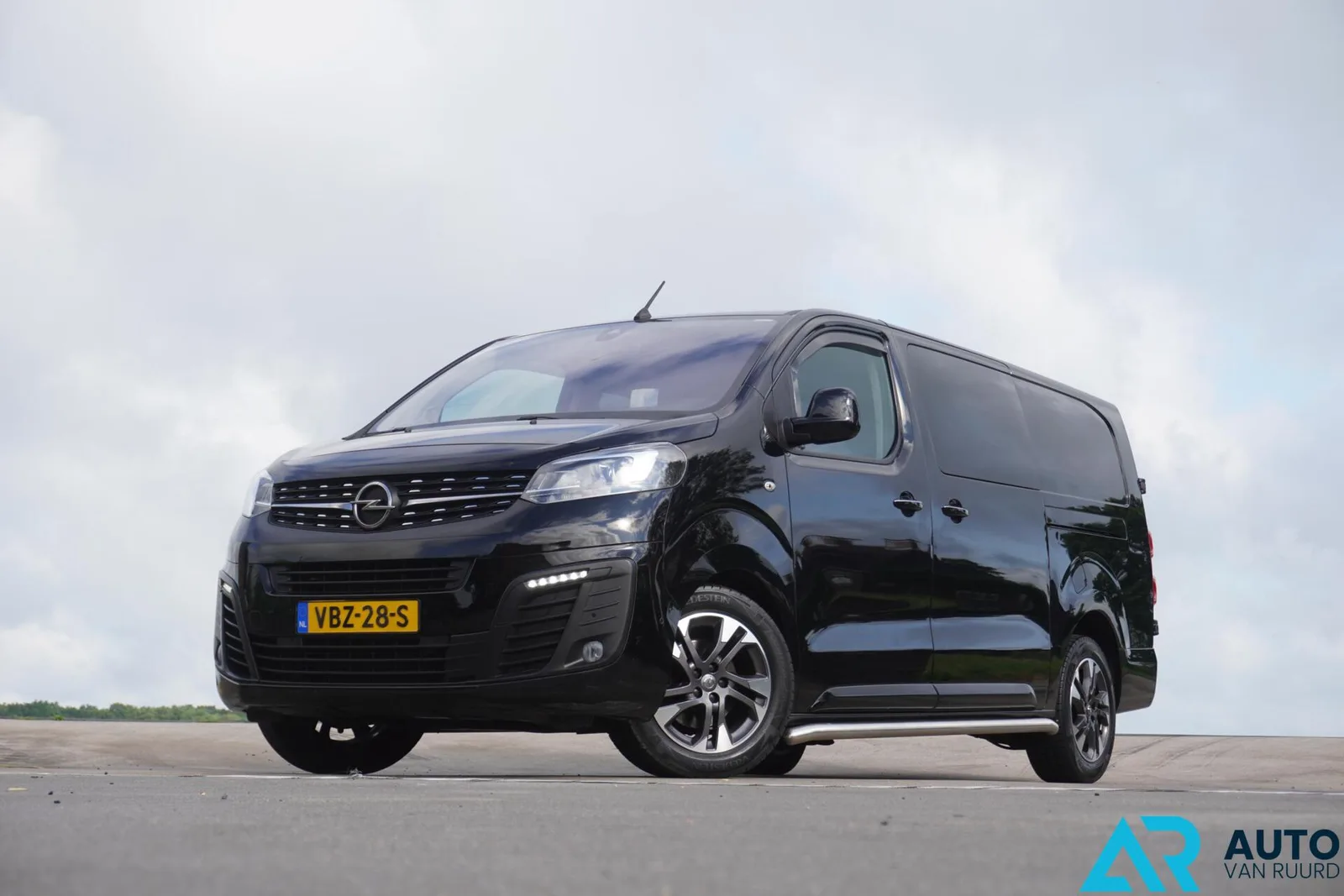 Opel Vivaro (2019) — foto 1