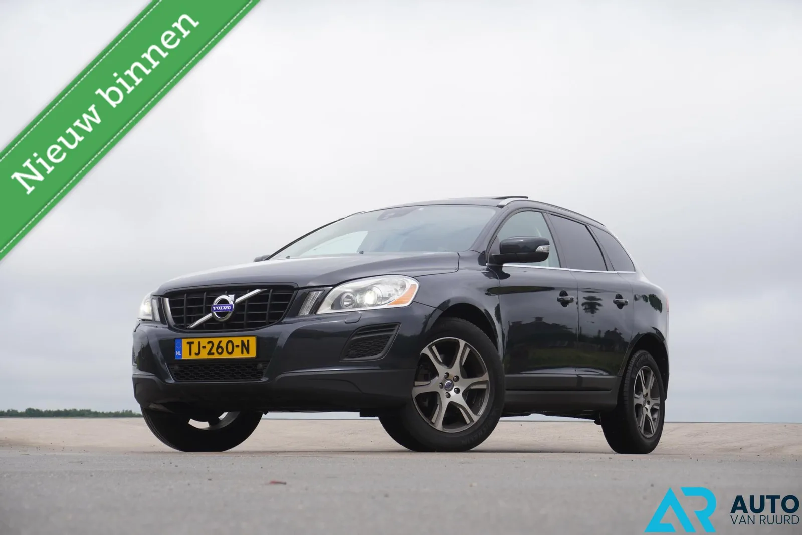 Volvo XC60 (2011) — foto 1