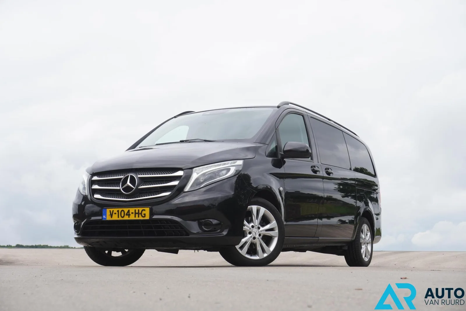 Mercedes-Benz Vito (2017) — foto 1