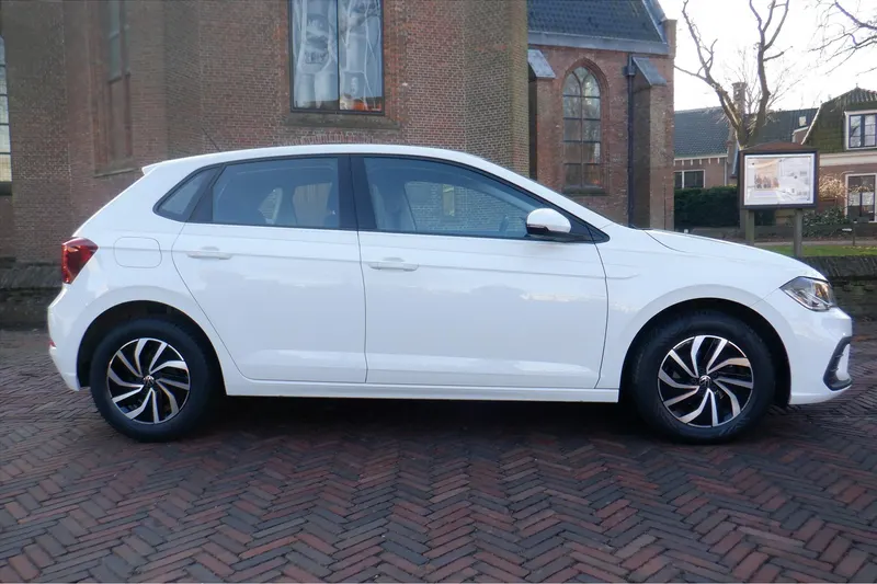 Volkswagen Polo (2023)