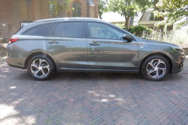 Hyundai i30 (2023)