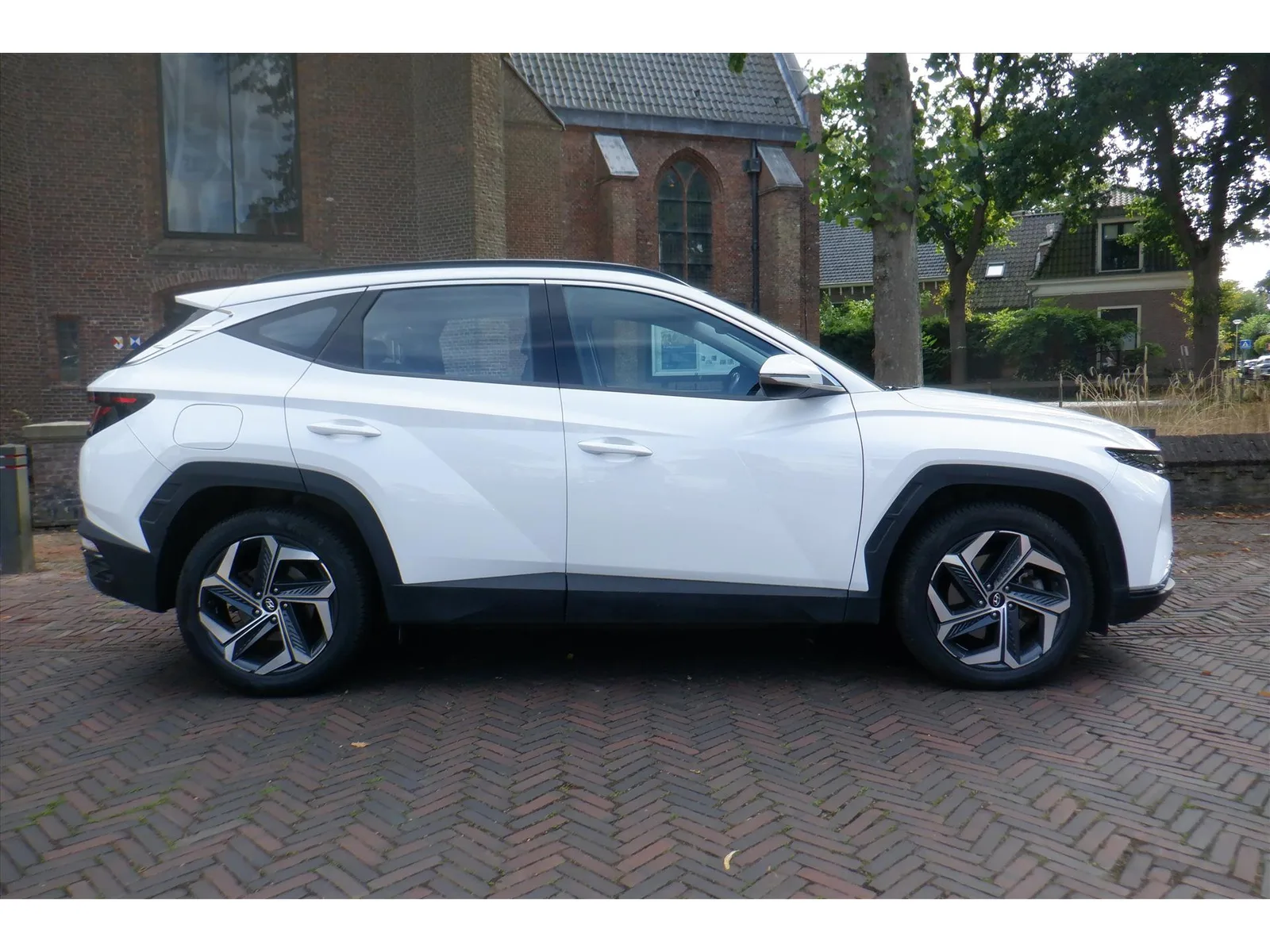 Hyundai Tucson (2022) — foto 1
