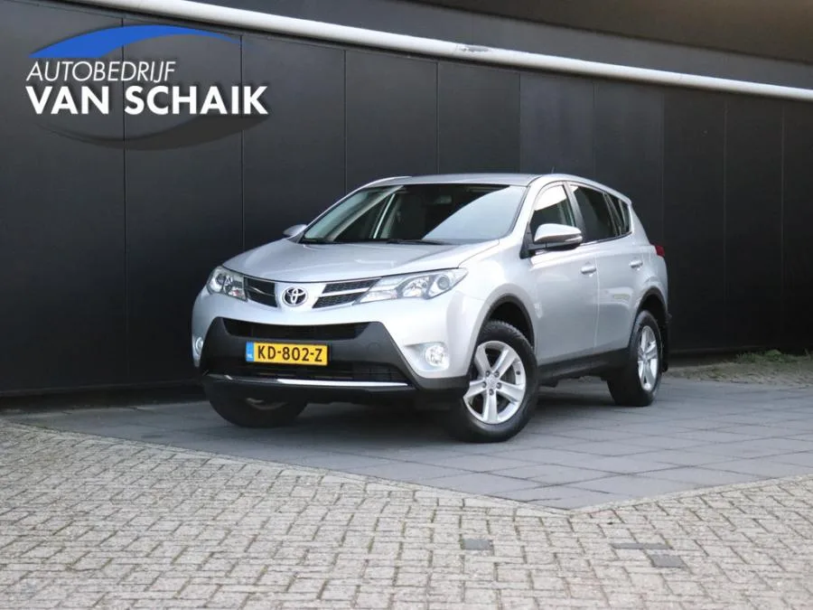 Toyota RAV4 (2013) — foto 1