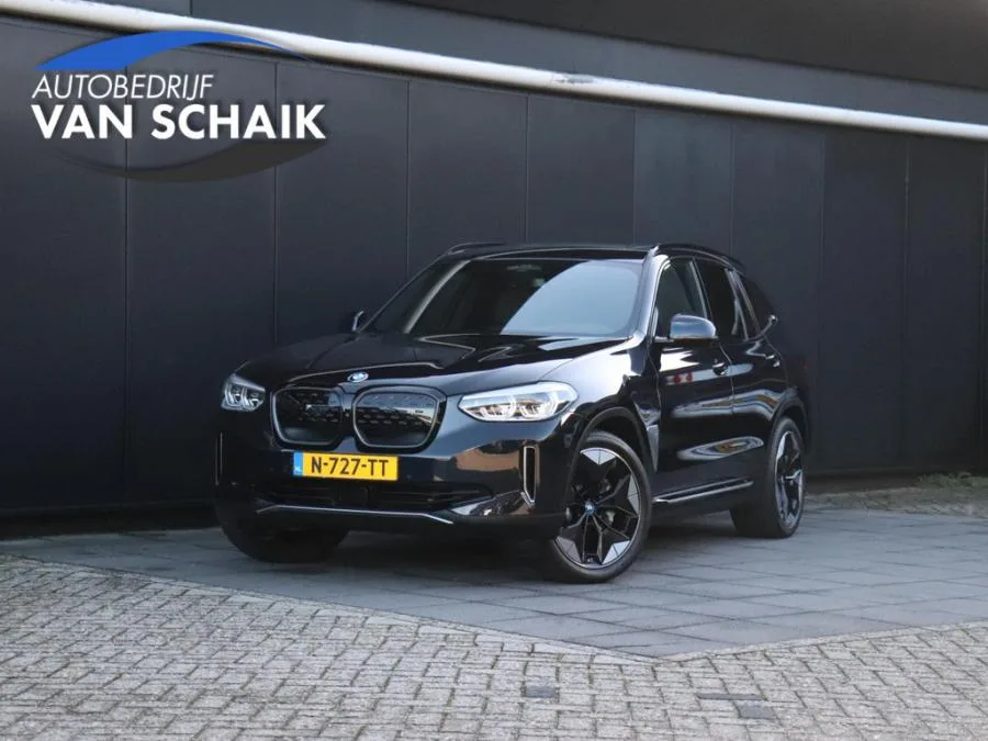 BMW iX3 (2021) — foto 1