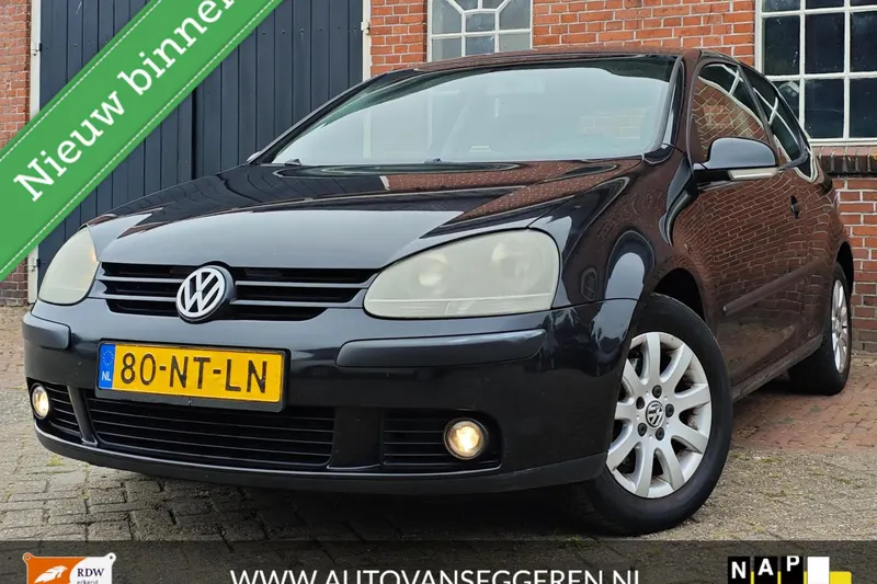 Volkswagen Golf (2004)