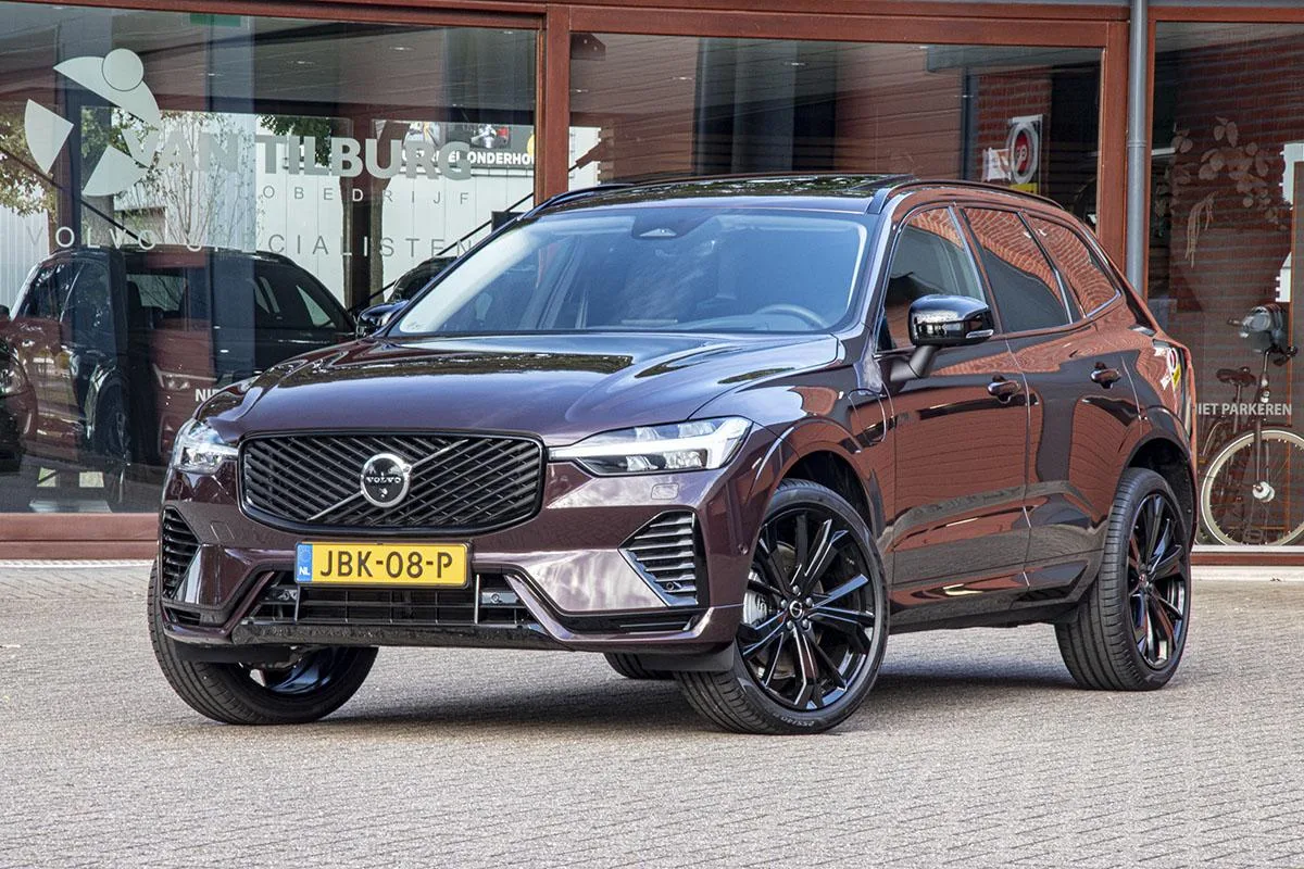 Volvo XC60 (2026) — foto 1