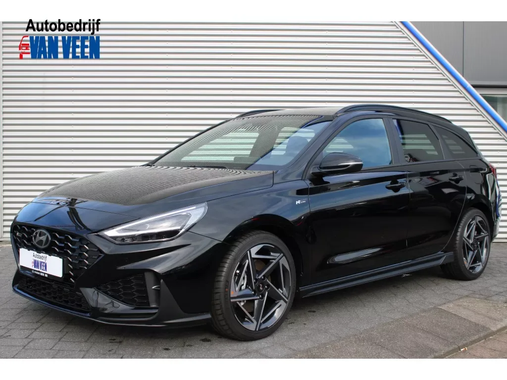 Hyundai i30 (2025) — foto 1