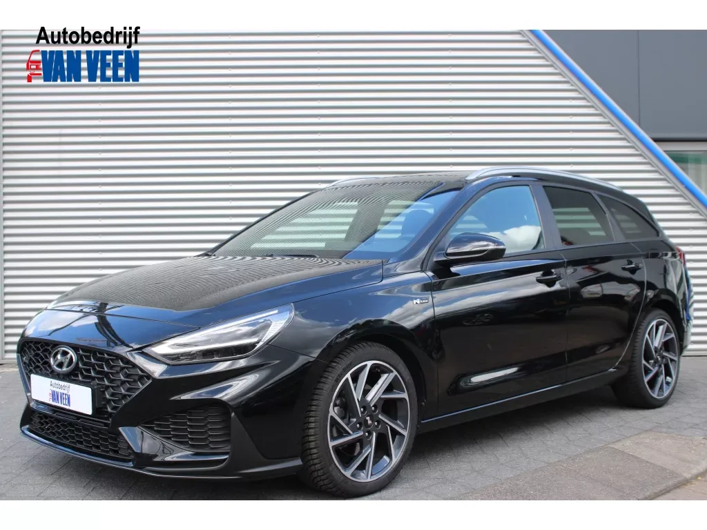 Hyundai i30 (2024) — foto 1