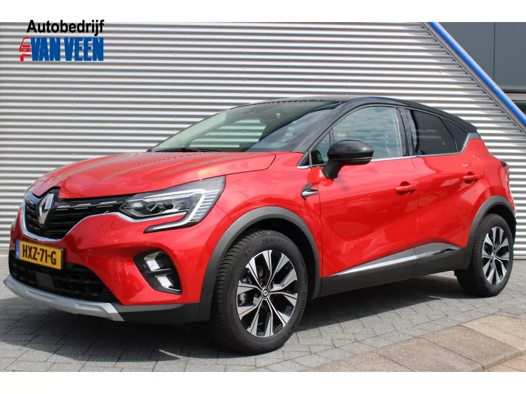 Renault Captur (2024) — foto 1