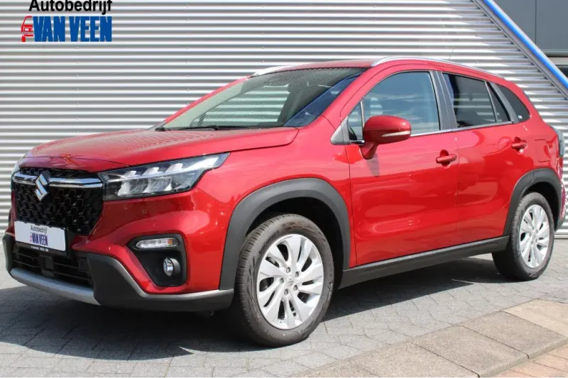 Suzuki S-Cross (2023)