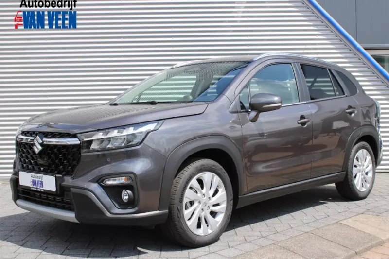 Suzuki S-Cross (2025)