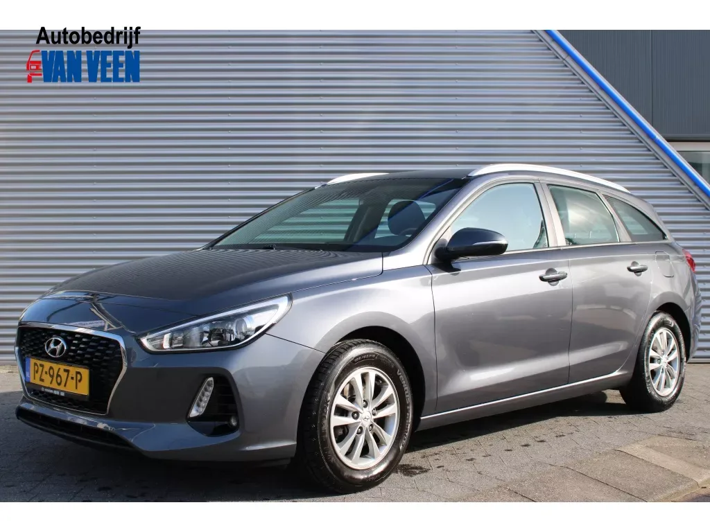 Hyundai i30 (2017) — foto 1