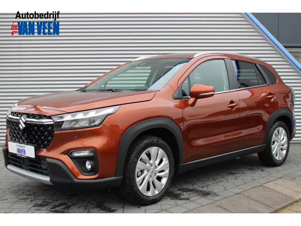 Suzuki S-Cross (2024) — foto 1