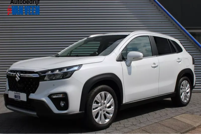 Suzuki S-Cross (2023)