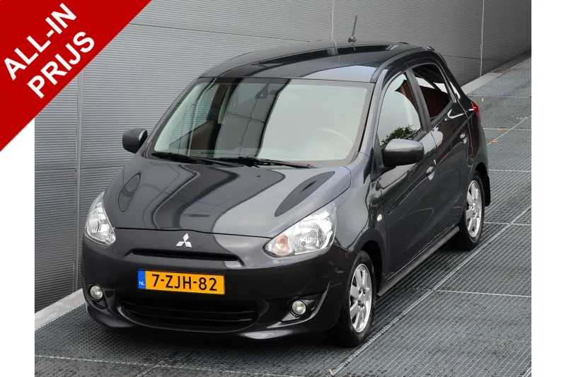 Mitsubishi Space Star (2015)