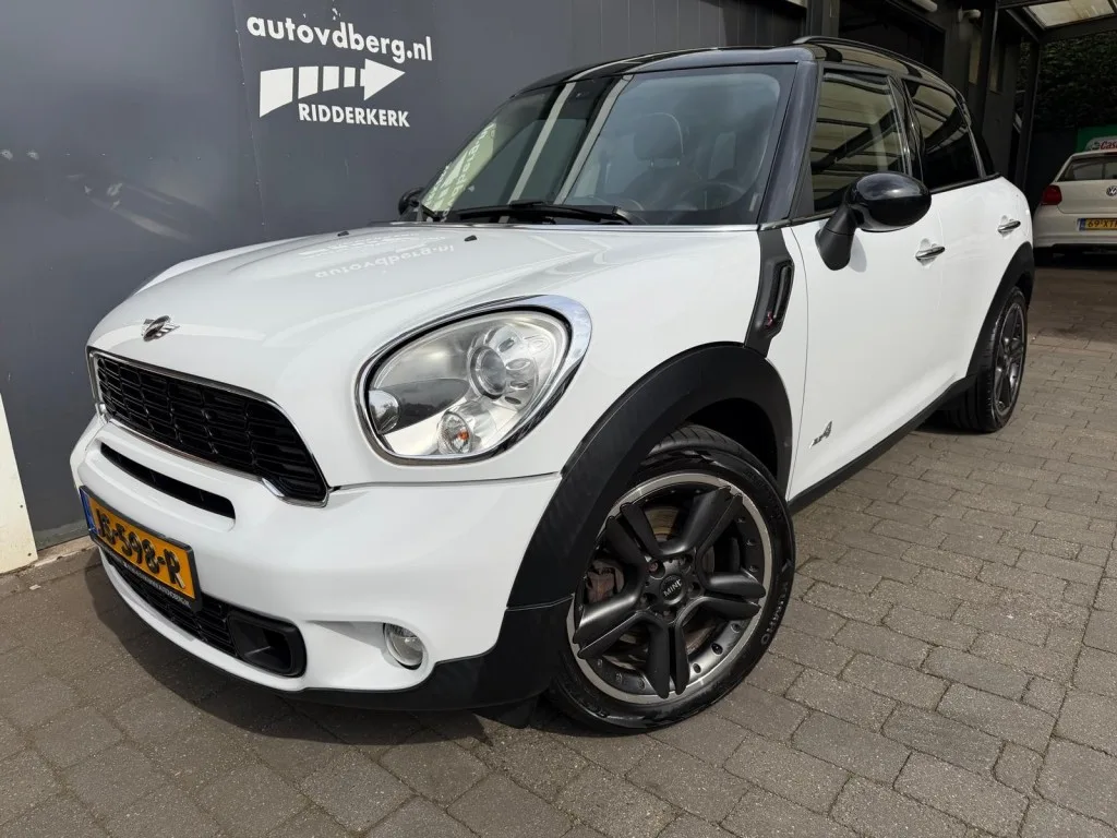 MINI Countryman (2010) — foto 1