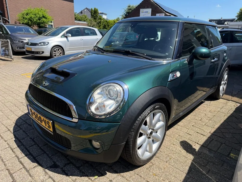 MINI Cooper S (2010) — foto 1