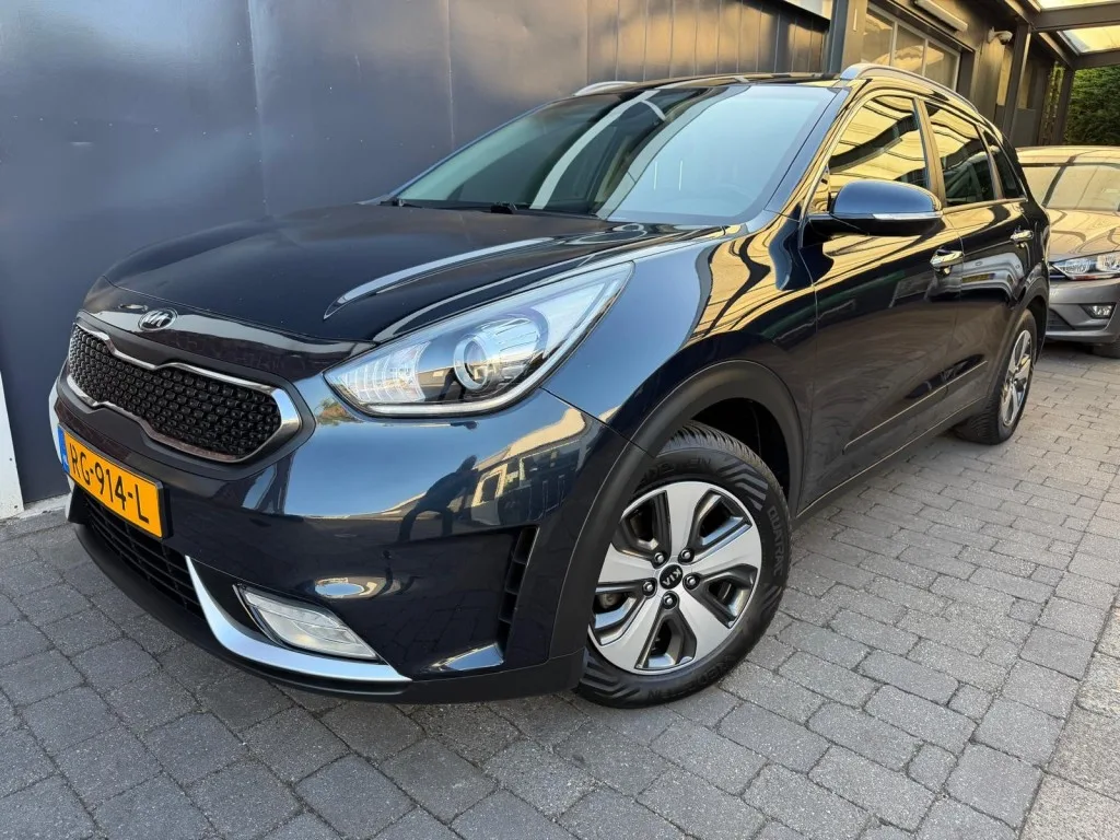 Kia Niro (2017) — foto 1