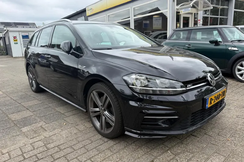 Volkswagen Golf (2019)
