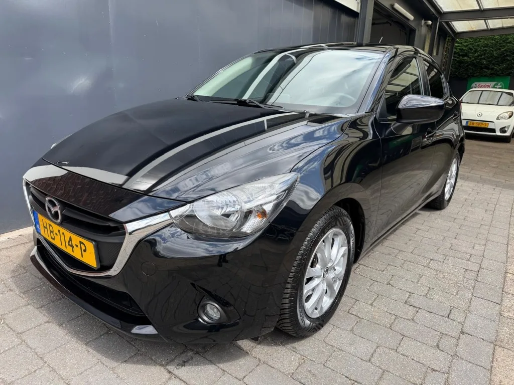 Mazda 2 (2015) — foto 1