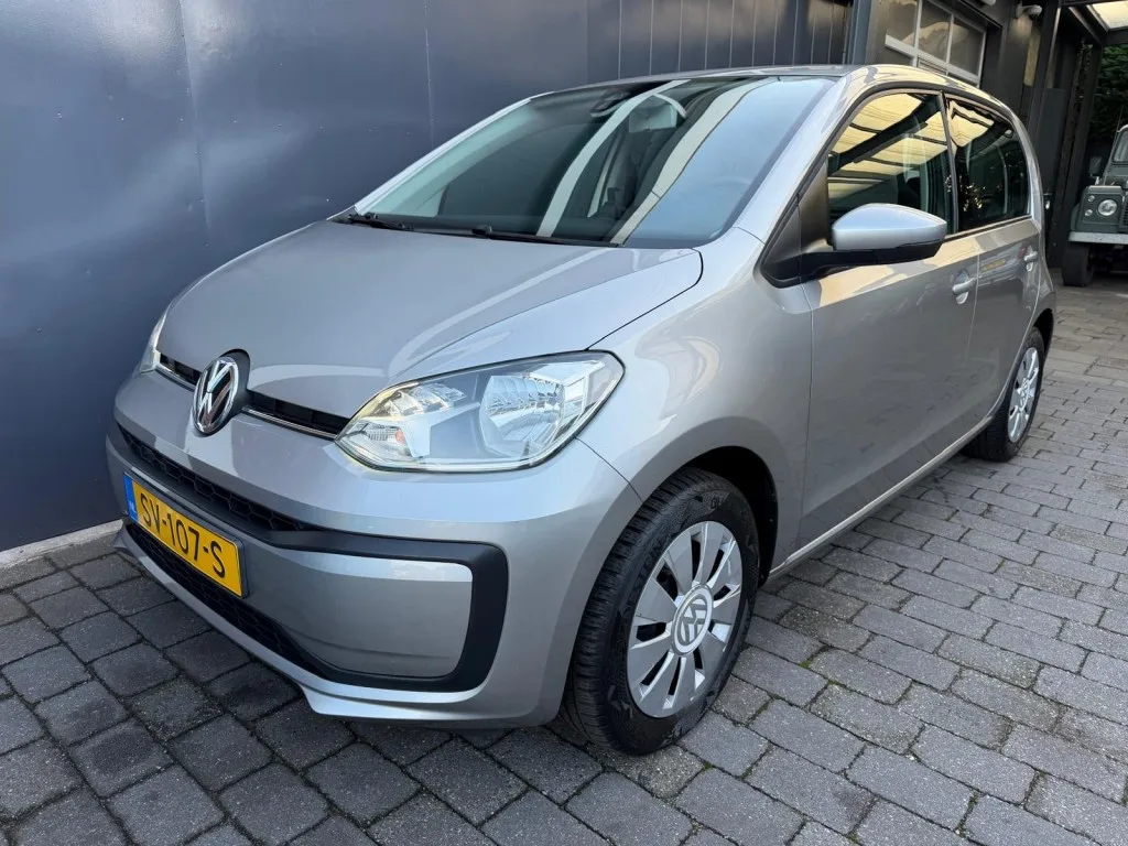 Volkswagen Up! (2018) — foto 1