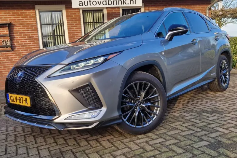 Lexus RX (2021)