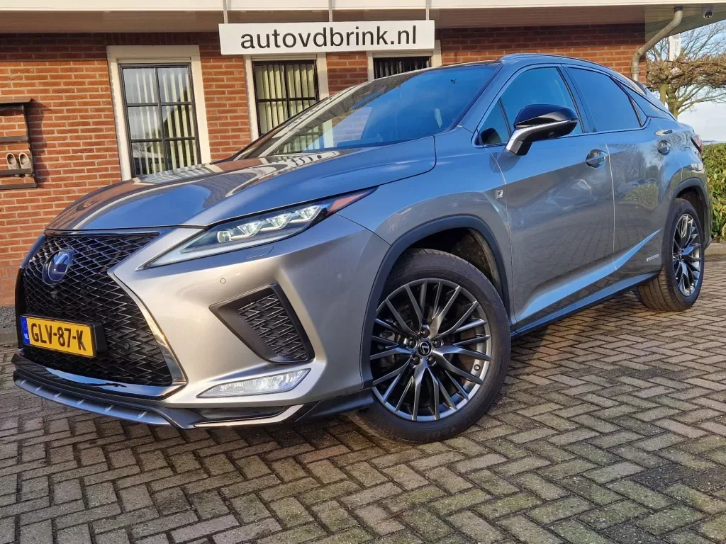 Lexus RX (2021) — foto 1