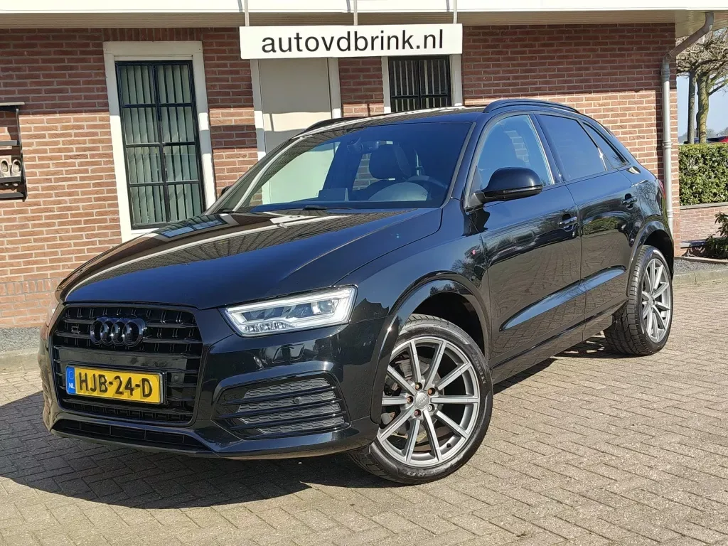 Audi Q3 (2016) — foto 1
