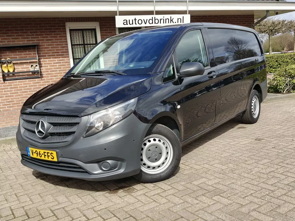 Mercedes-Benz Vito (2021) — foto 1