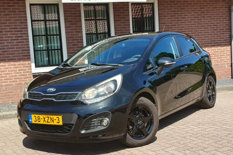 Kia Rio (2013)