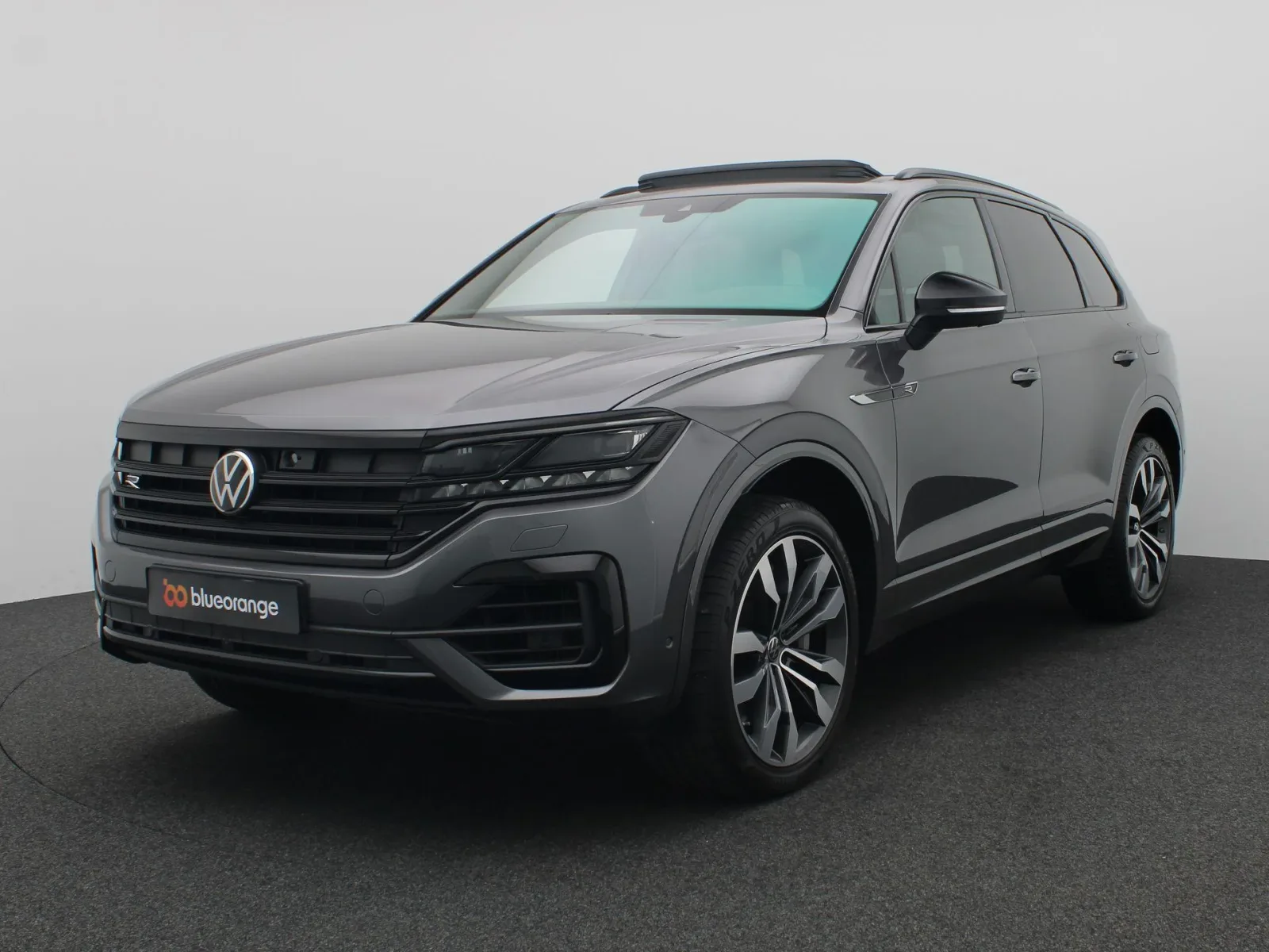 Volkswagen Touareg (2023) — foto 1