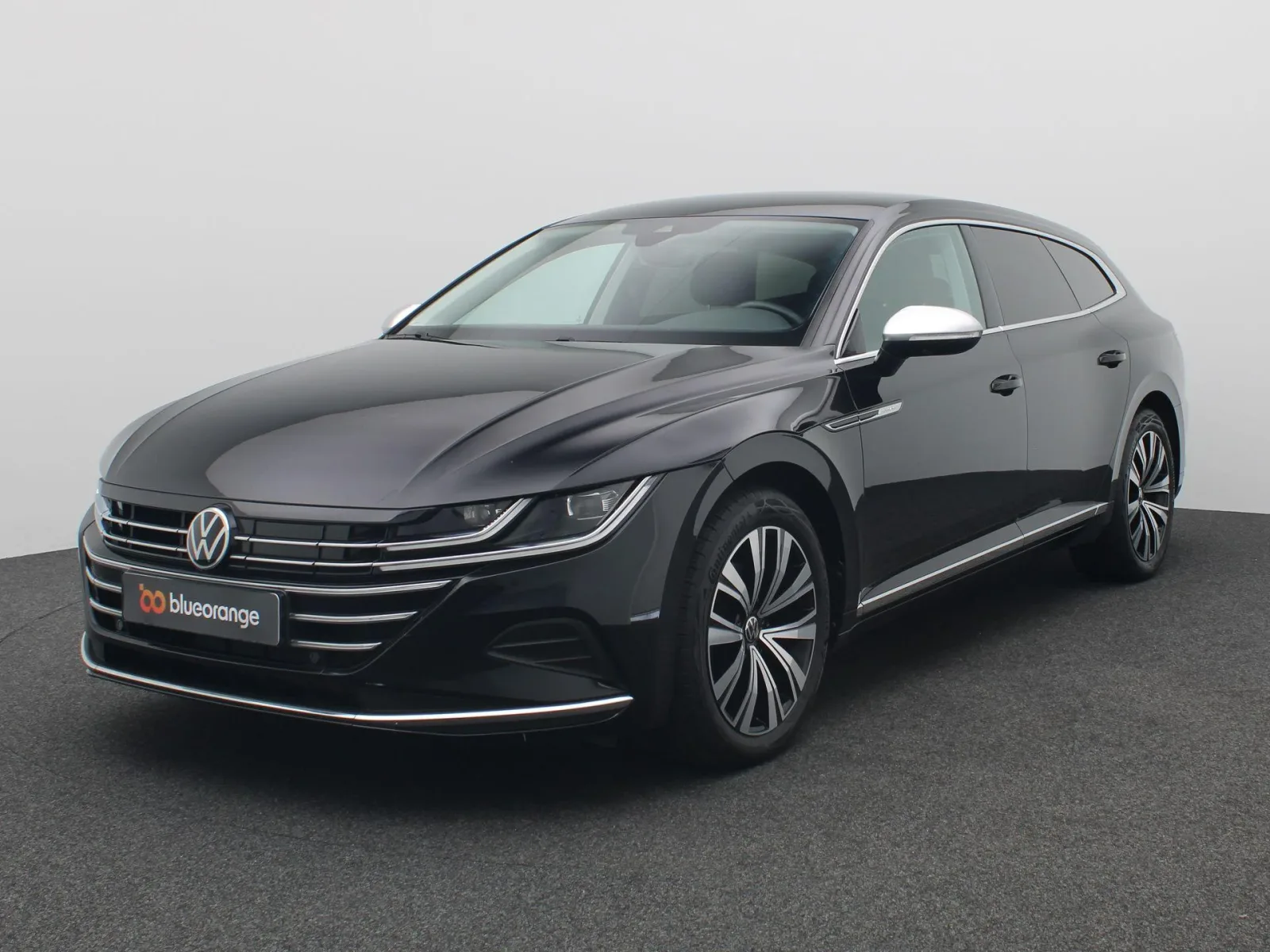Volkswagen Arteon Shooting Brake (2022) — foto 1
