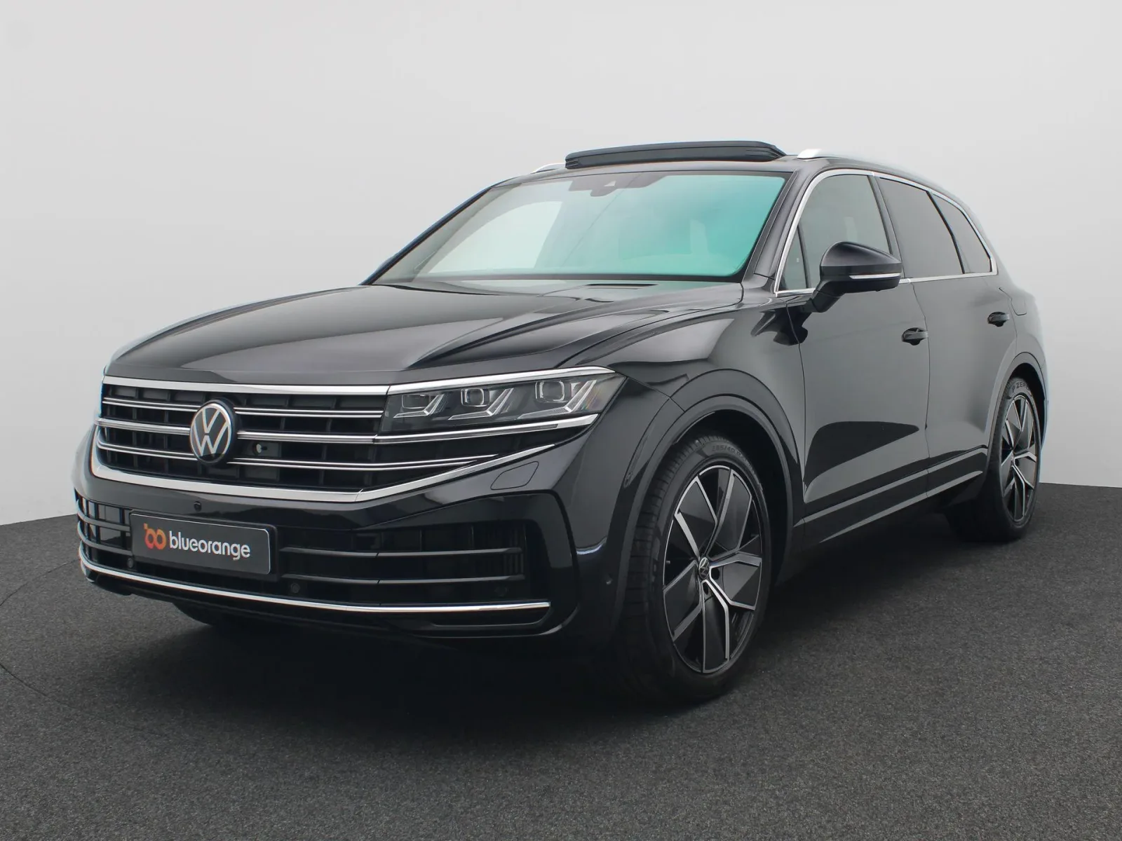 Volkswagen Touareg (2025) — foto 1
