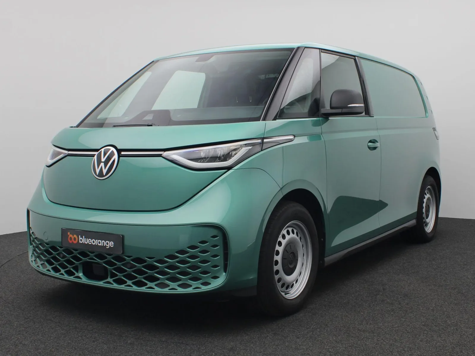 Volkswagen ID. Buzz Cargo (2024) — foto 1