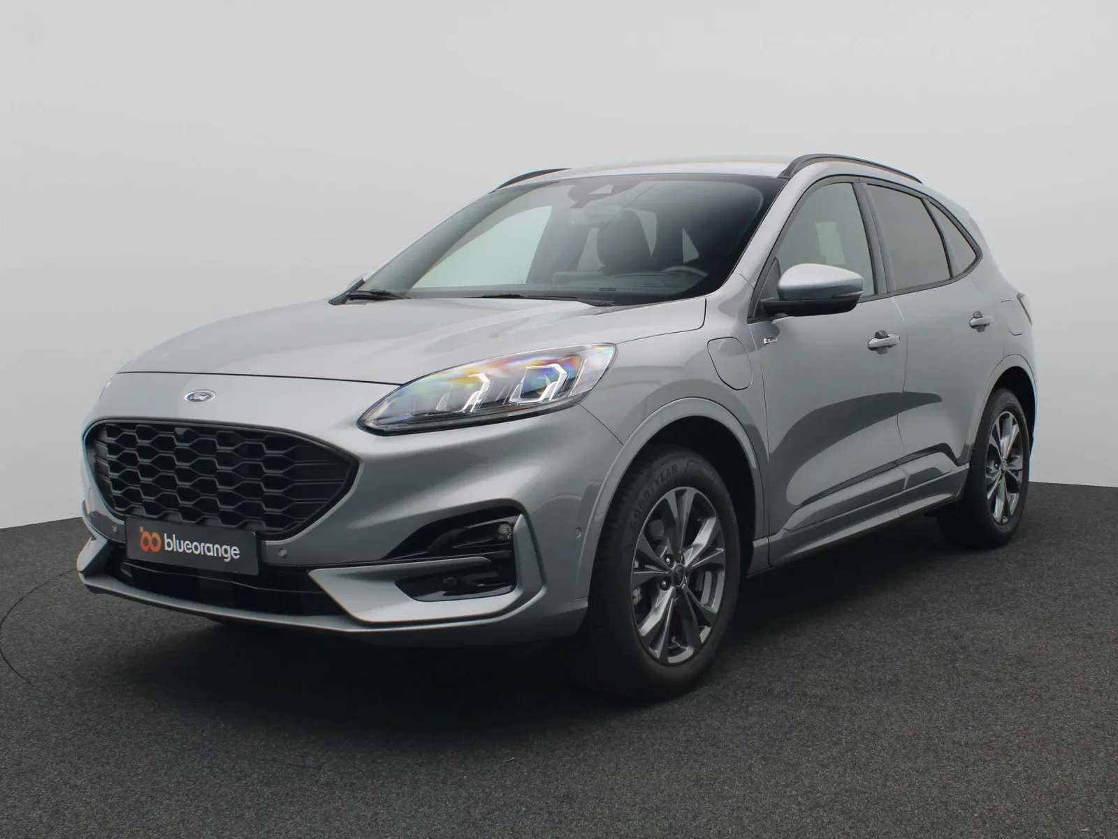 Ford Kuga (2023) — foto 1