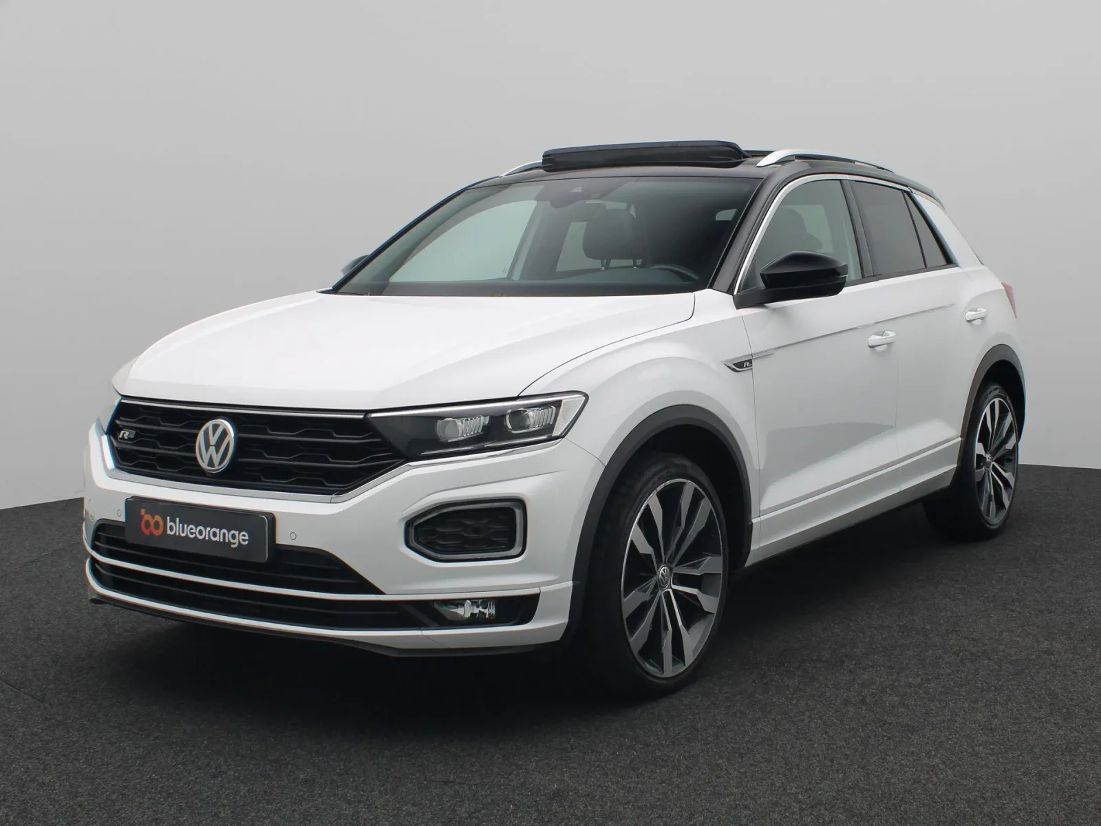 Volkswagen T-Roc (2020) — foto 1