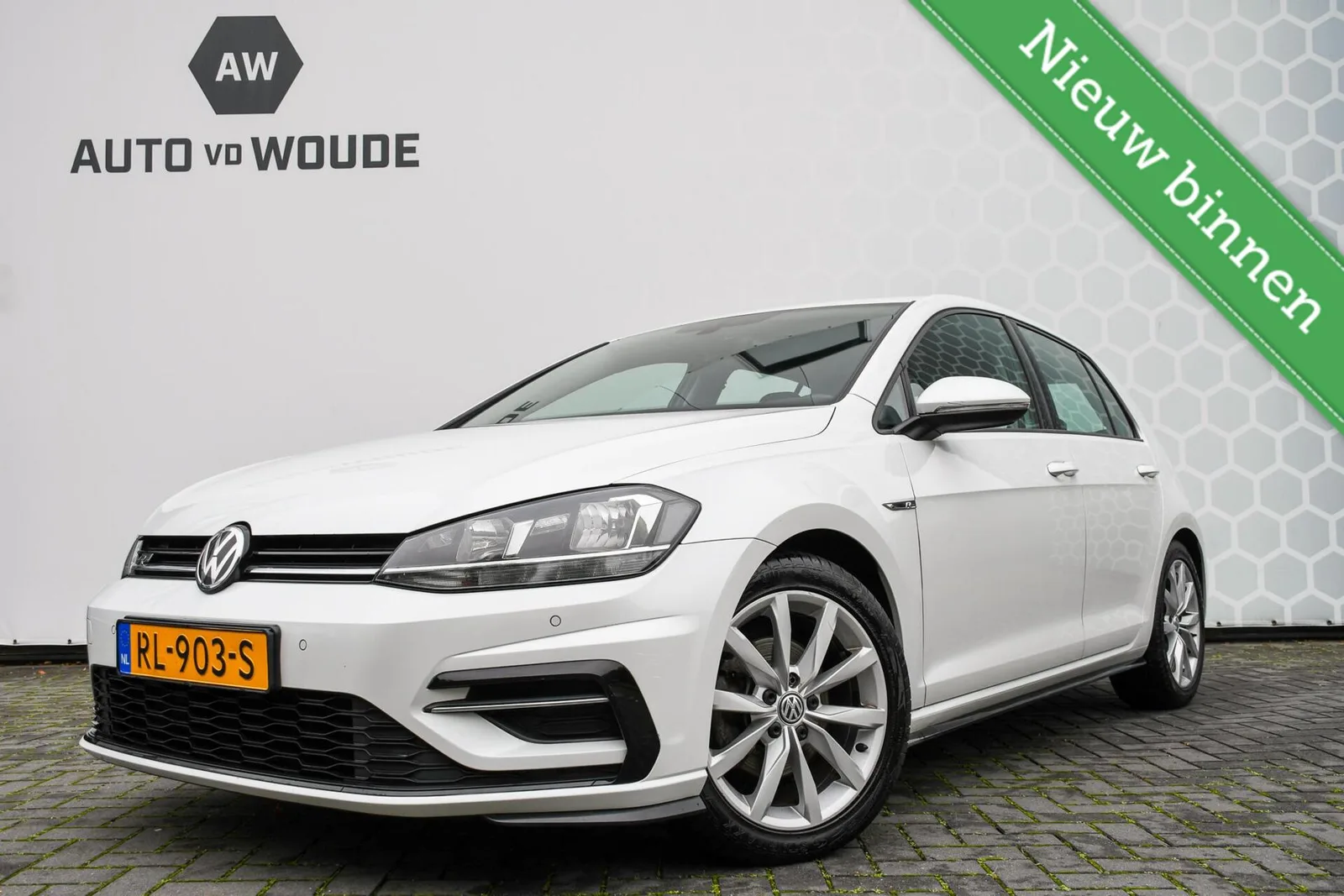 Volkswagen Golf (2018) — foto 1