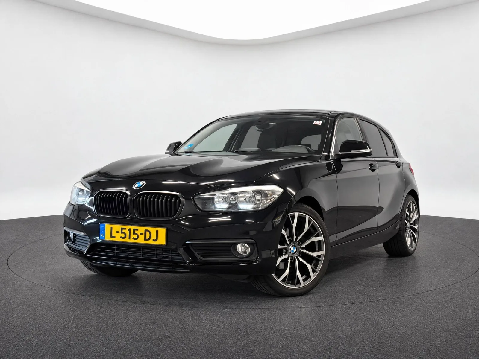 BMW 1-Serie (2017) — foto 1