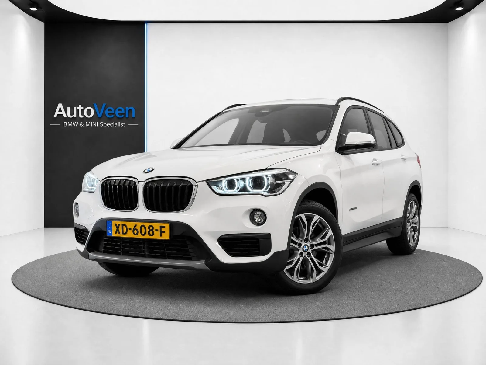 BMW X1 (2016) — foto 1