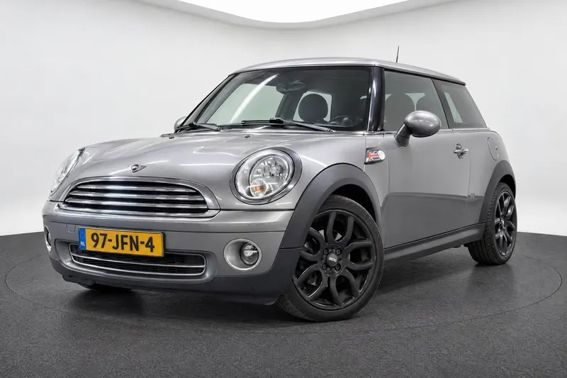 MINI One (2009)