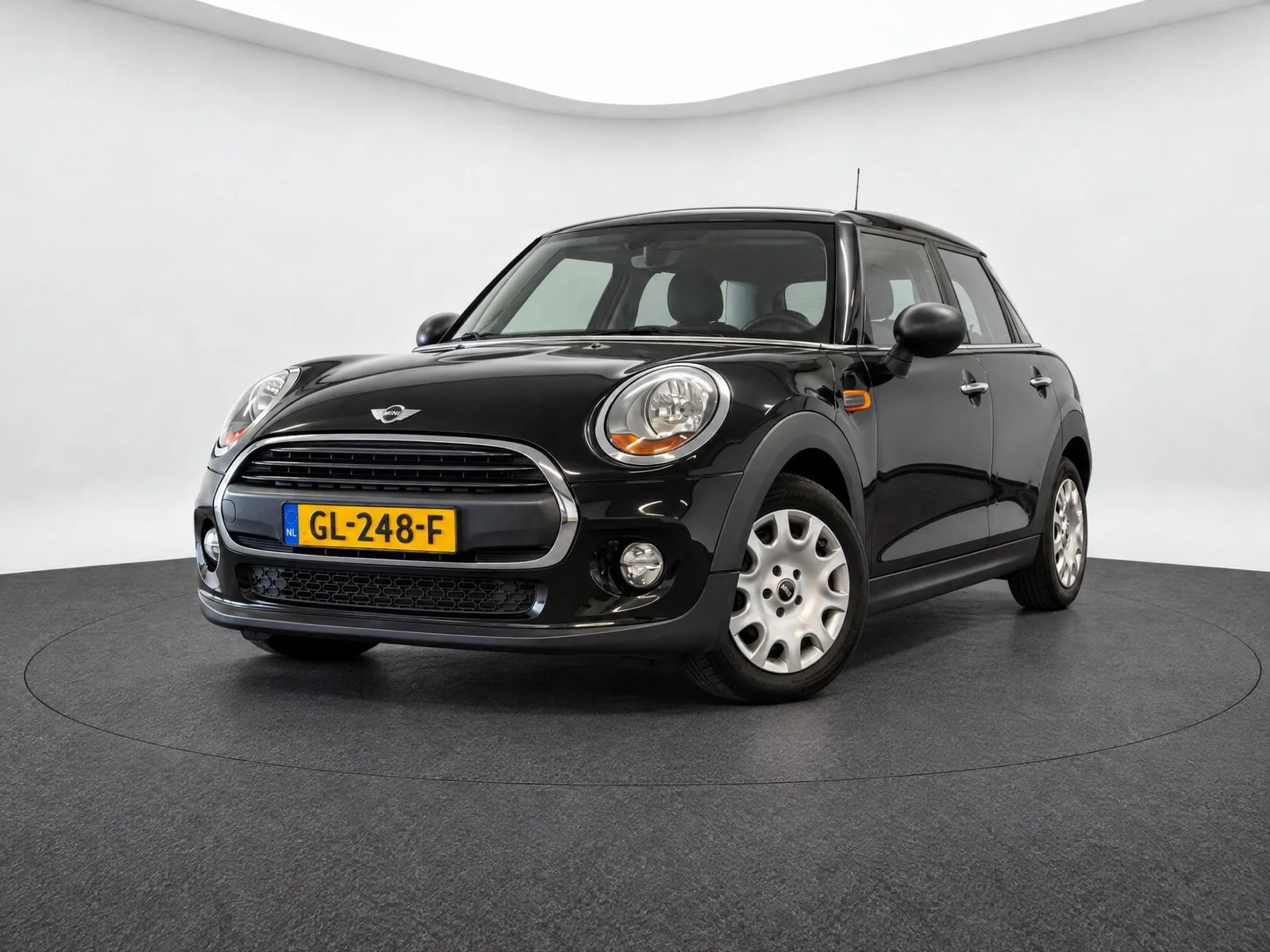 MINI One (2015) — foto 1