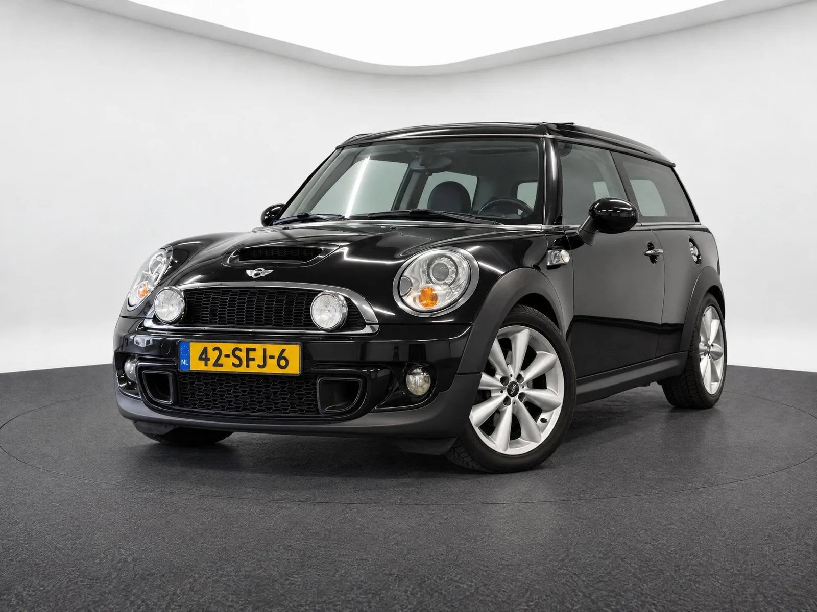 MINI Clubman (2011) — foto 1