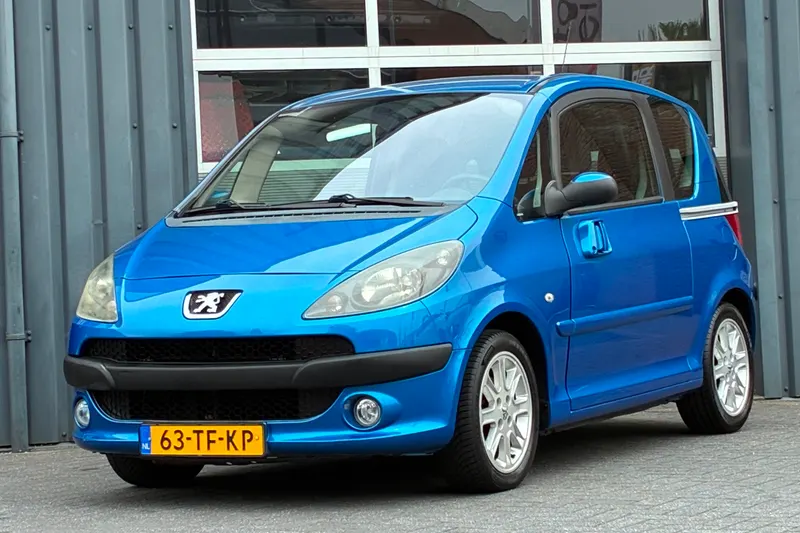 Peugeot 1007 (2006)