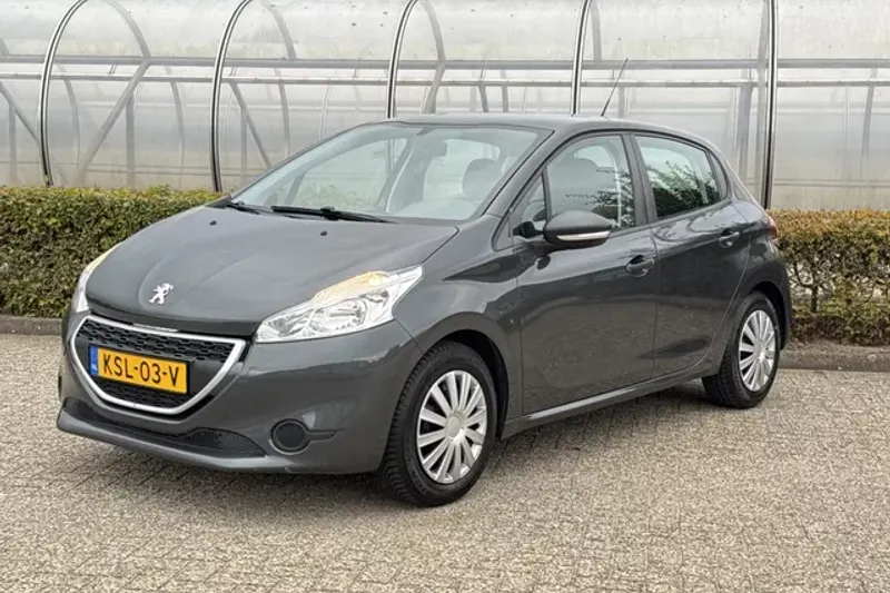 Peugeot 208 (2014)