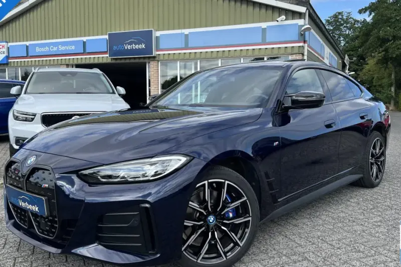 BMW i4 (2023)